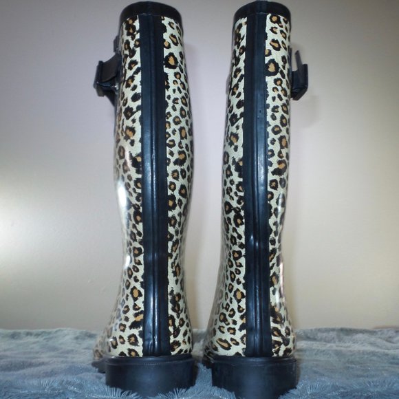 *SOLD* Cheetah Print Rain Boot - Picture 5 of 7